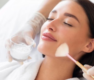 Trattamenti estetici professionali: come distinguersi con formazione e attrezzature certificate - Matis Paris
