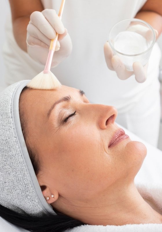 Trattamento viso anti-age: scopri i migliori trattamenti estetici per una pelle giovane - Matis Paris