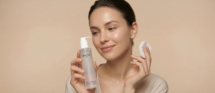 Tonico viso: a cosa serve e come scegliere quello migliore per te - Matis Paris