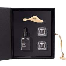 COFFRET PRESTIGE CAVIAR Un rituale di giovinezza e rigenerazione con la qualità e l'eleganza senza tempo della linea Caviar. - Matis Paris COFFRET PRESTIGE CAVIAR Un rituale di giovinezza e rigenerazione con la qualità e l'eleganza senza tempo della linea Caviar. - Matis Paris