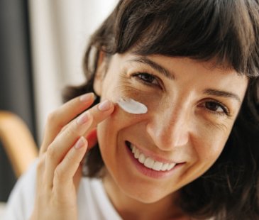 Pelle secca? Ecco tutti i passaggi per la skincare routine ideale - Matis Paris