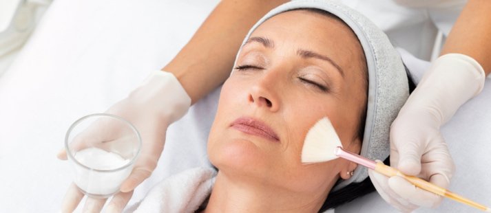 Trattamento viso anti-age: scopri i migliori trattamenti estetici per una pelle giovane - Matis Paris