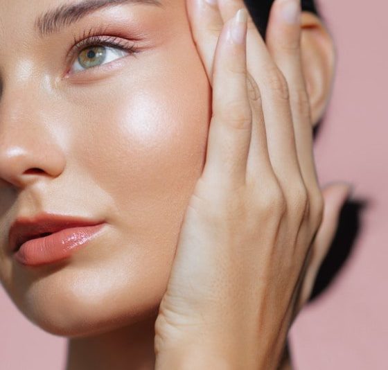 Pelle Viso Grassa Skincare Routine.jpg  560x800 Q85 Crop Subsampling 2